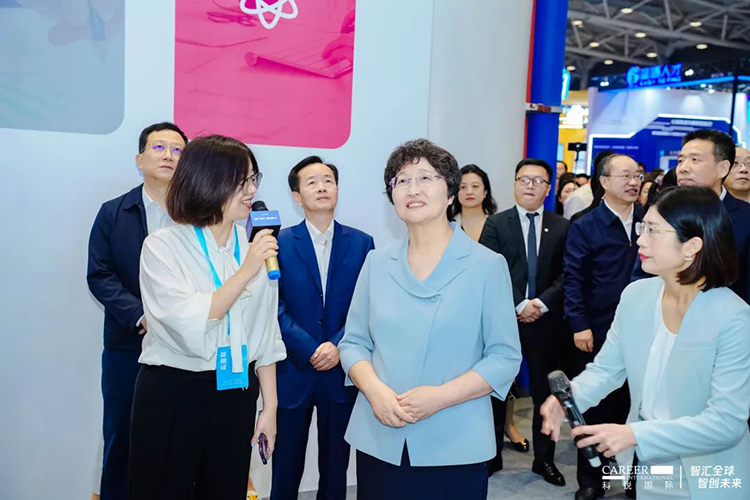 mg冰球突破·豪华版(试玩)官方网站